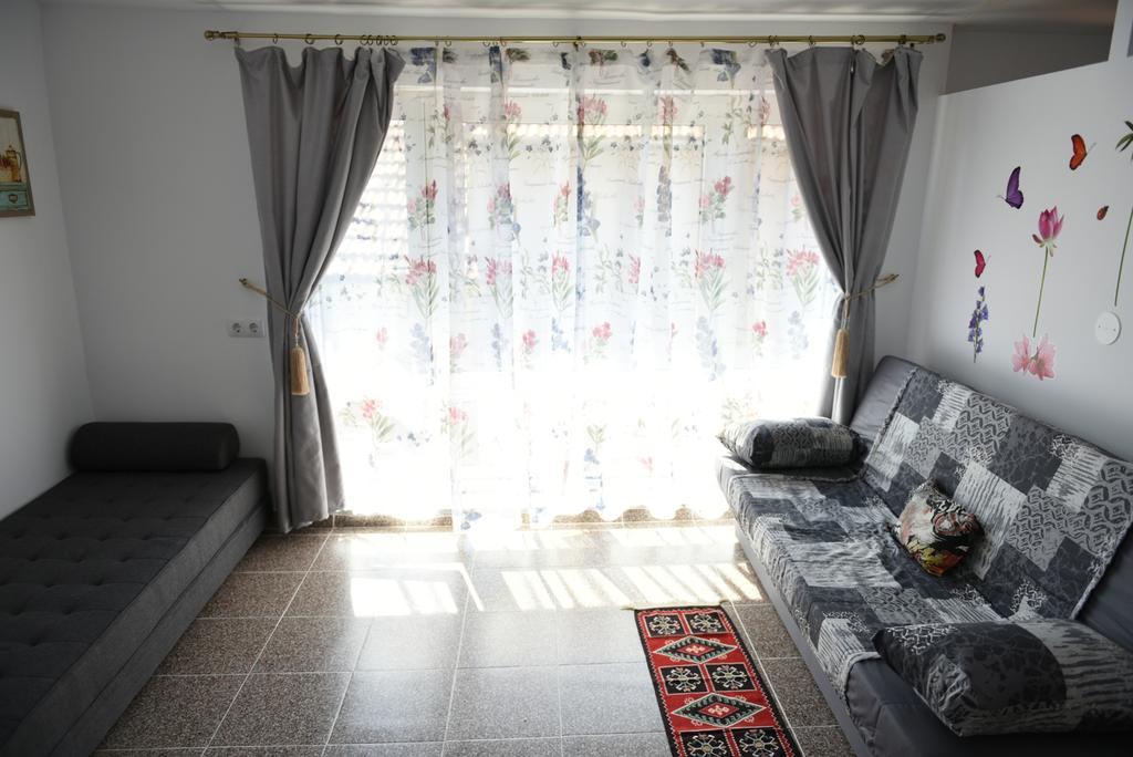Apartament In Vila Secession Oradea Exterior foto